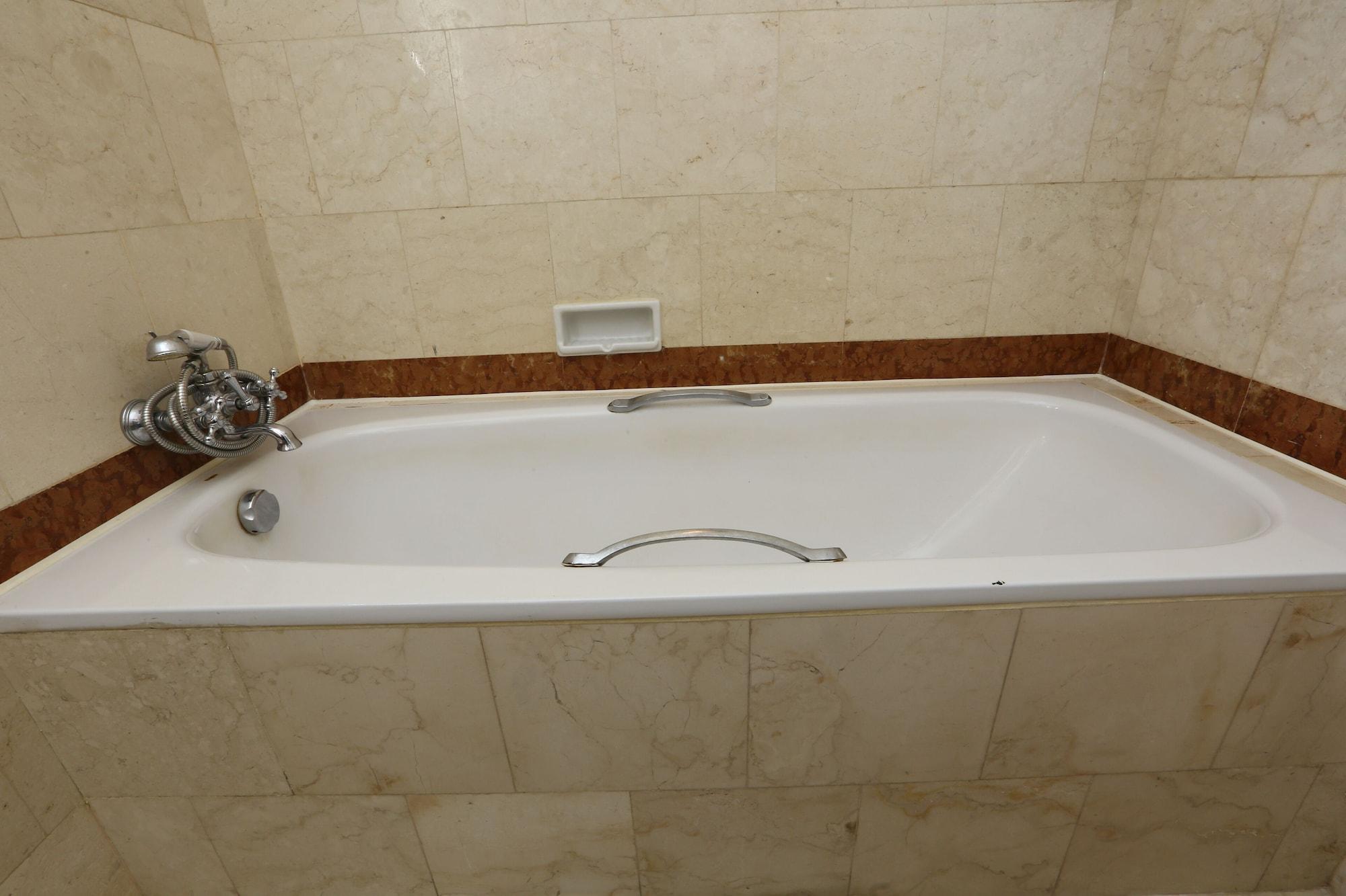 Hotel Santika Pontianak Luaran gambar