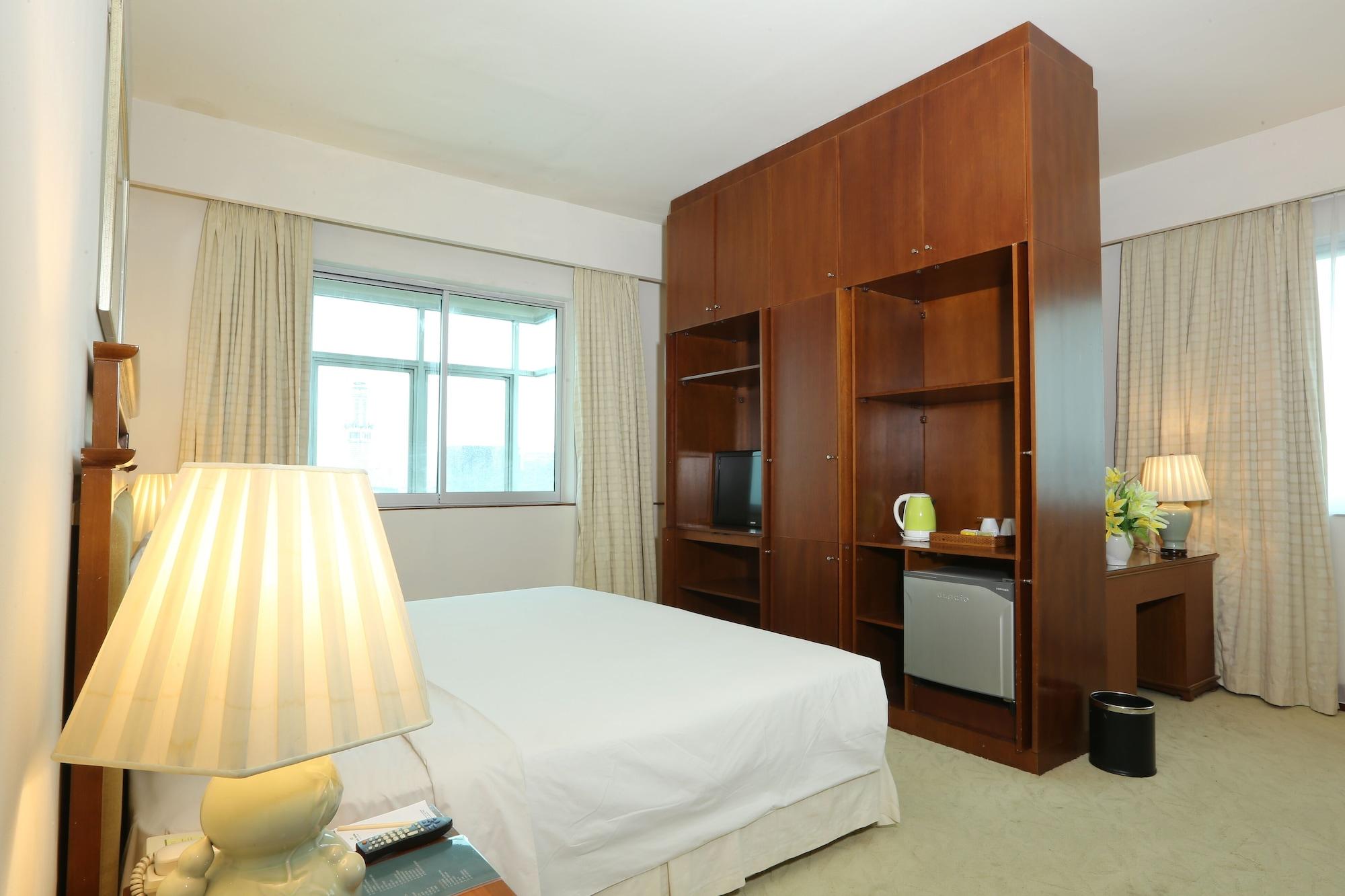 Hotel Santika Pontianak Luaran gambar