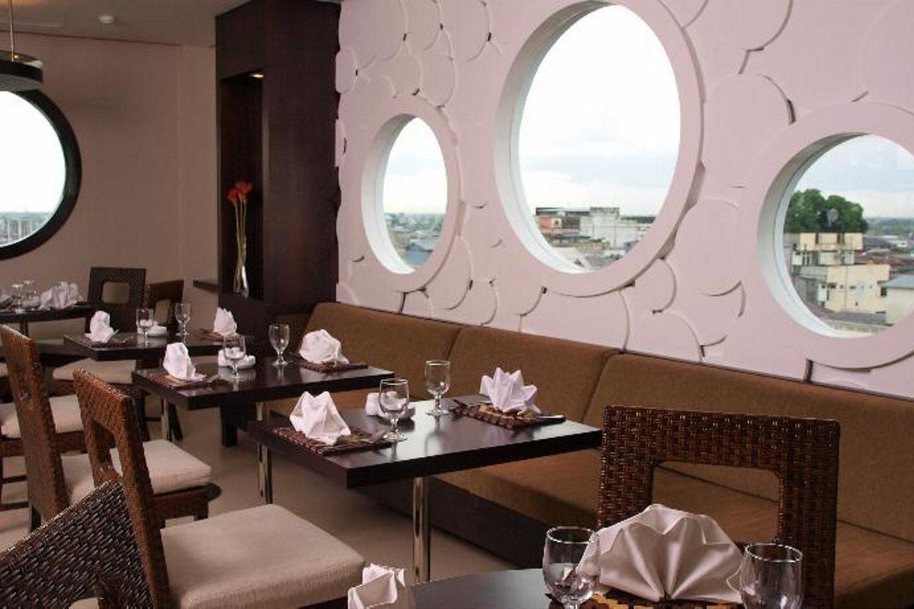 Hotel Santika Pontianak Luaran gambar