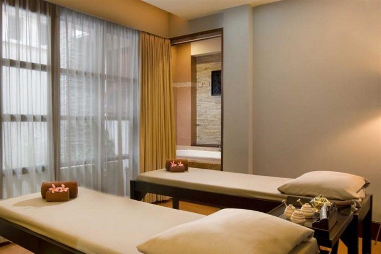 Hotel Santika Pontianak Luaran gambar