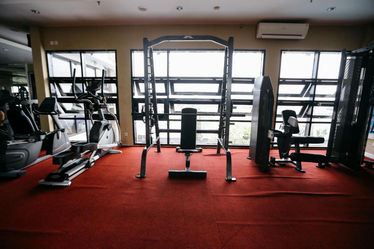 Hotel Santika Pontianak Luaran gambar